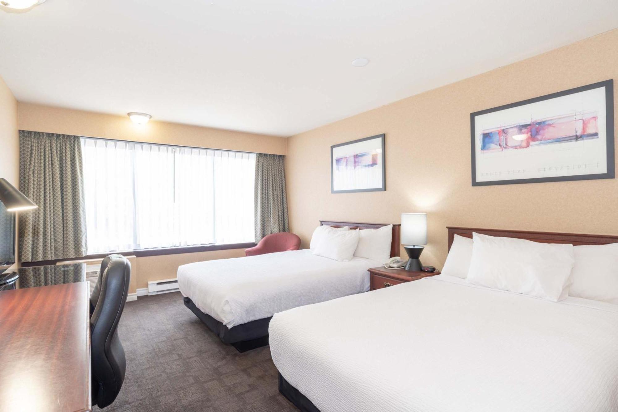 Sandman Hotel Castlegar Esterno foto