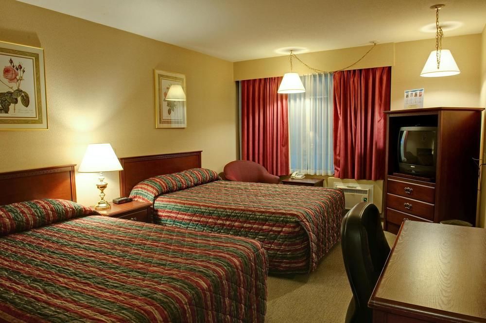 Sandman Hotel Castlegar Esterno foto