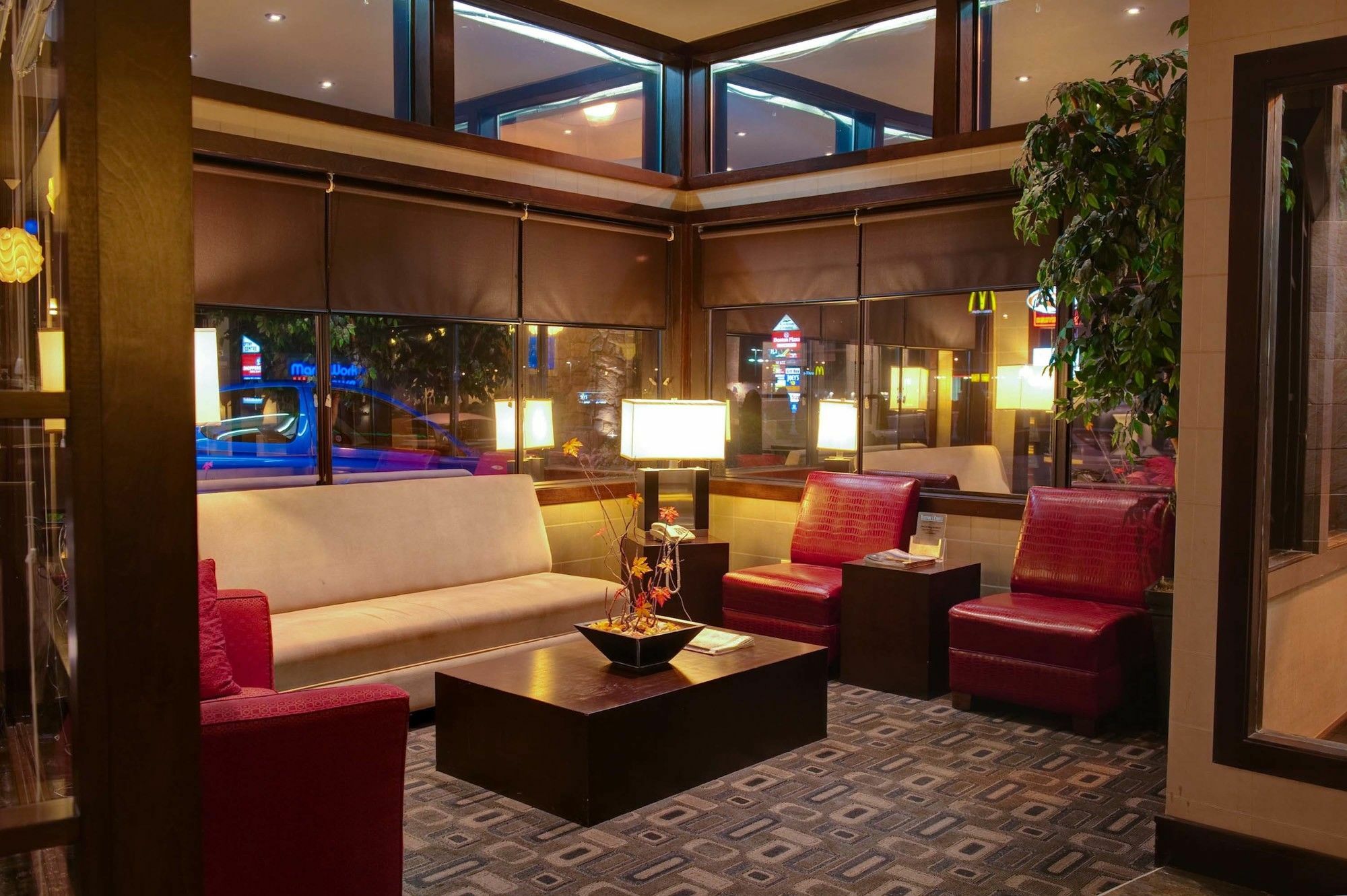 Sandman Hotel Castlegar Esterno foto